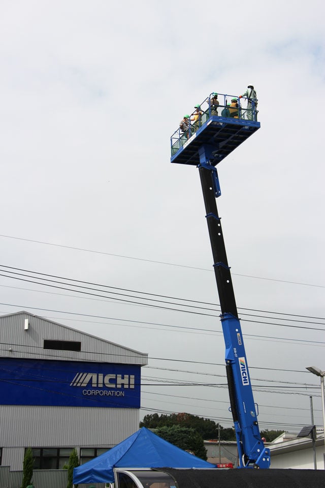 建築写真 撮影 高所作業車